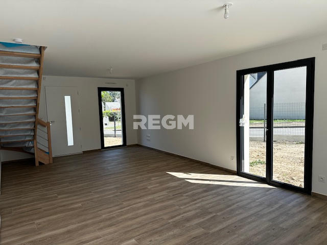 Maison - 104 m² - 6 pièces