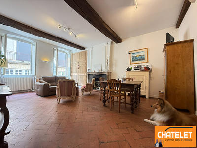 Appartement - 81 m² - 4 pièces