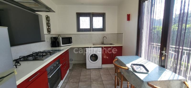 Maison - 170 m² - 8 pièces