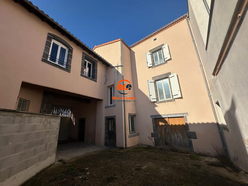 Maison ancienne - 200 m² - 12 pièces