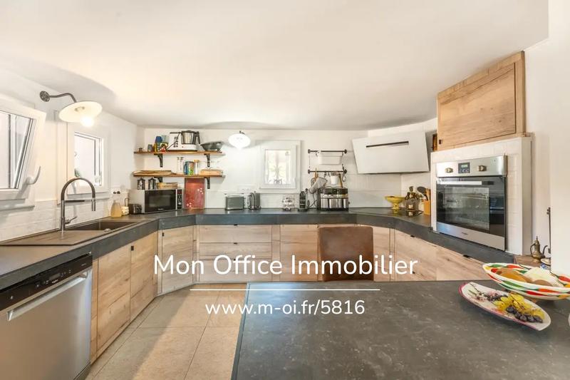 Villa - 124 m² - 4 pièces