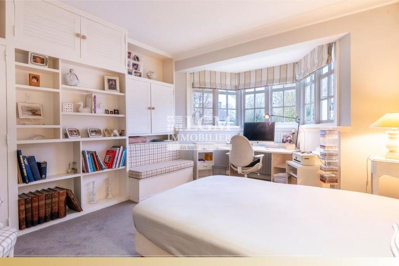 Maison - 165 m² - 5 pièces