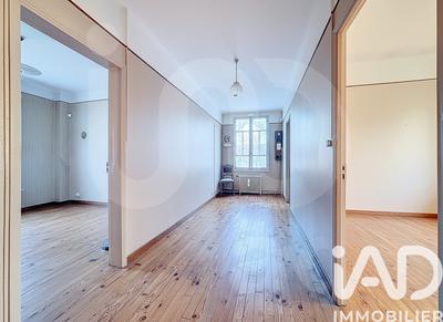 Maison - 147 m² - 6 pièces