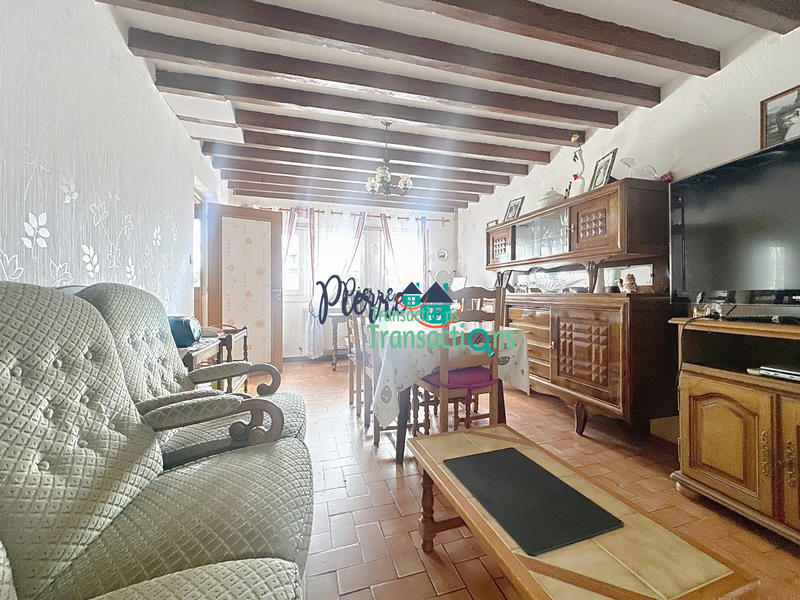 Maison - 104 m² - 4 pièces