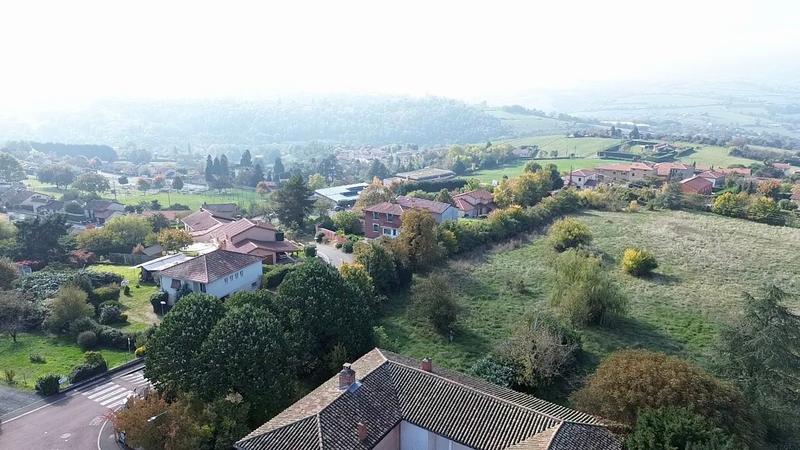 Terrain constructible - 604 m²