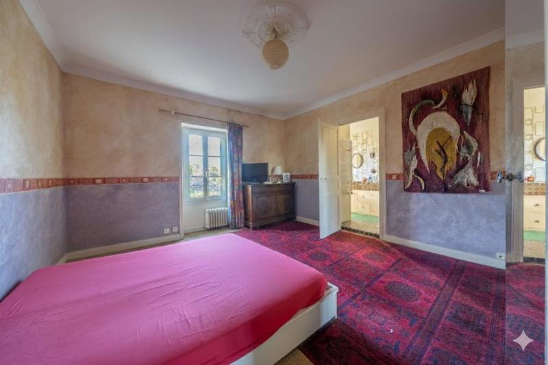 Maison bourgeoise - 480 m² - 9 pièces