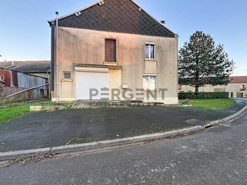 Maison - 101 m² - 5 pièces