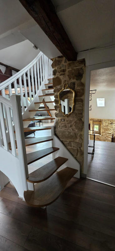 Appartement - 115 m² - 4 pièces