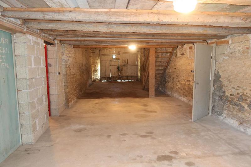 Maison en pierre - 155 m² - 6 pièces