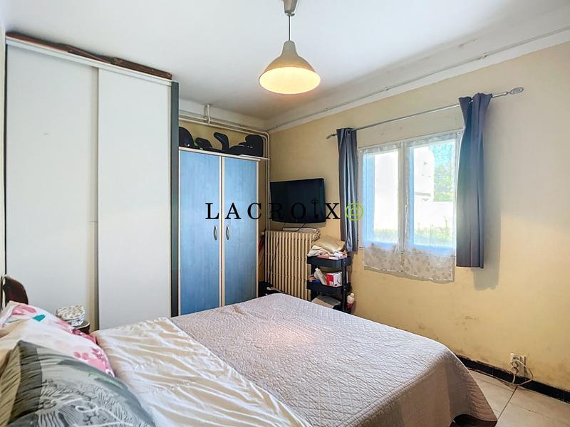 Maison - 220 m² - 8 pièces