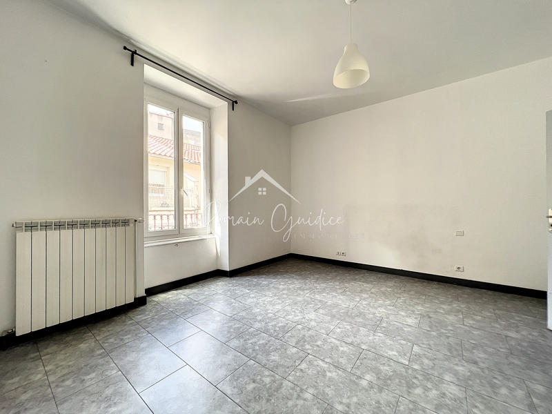 Duplex - 137 m² - 5 pièces