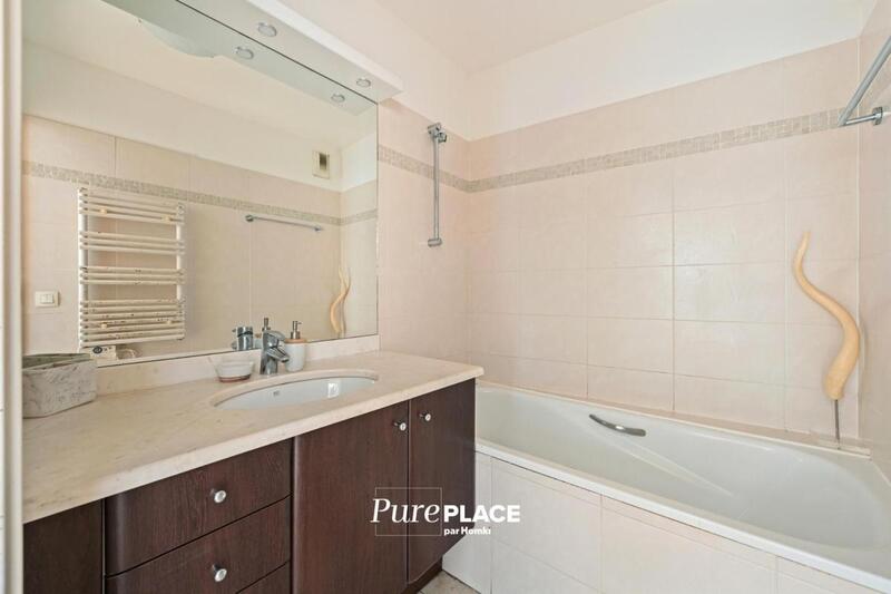 Appartement - 82 m² - 4 pièces