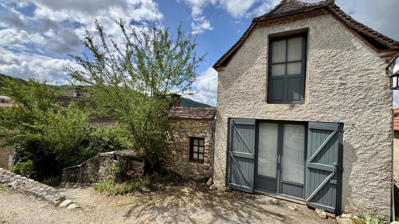 Maison - 150 m² - 8 pièces