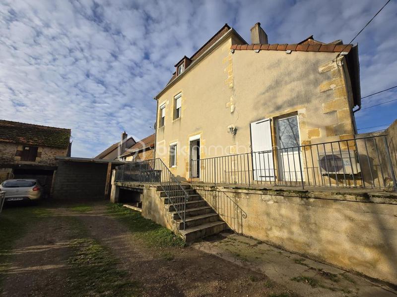 Maison en pierre - 400 m² - 14 pièces