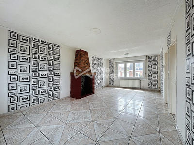 Maison - 85 m² - 5 pièces