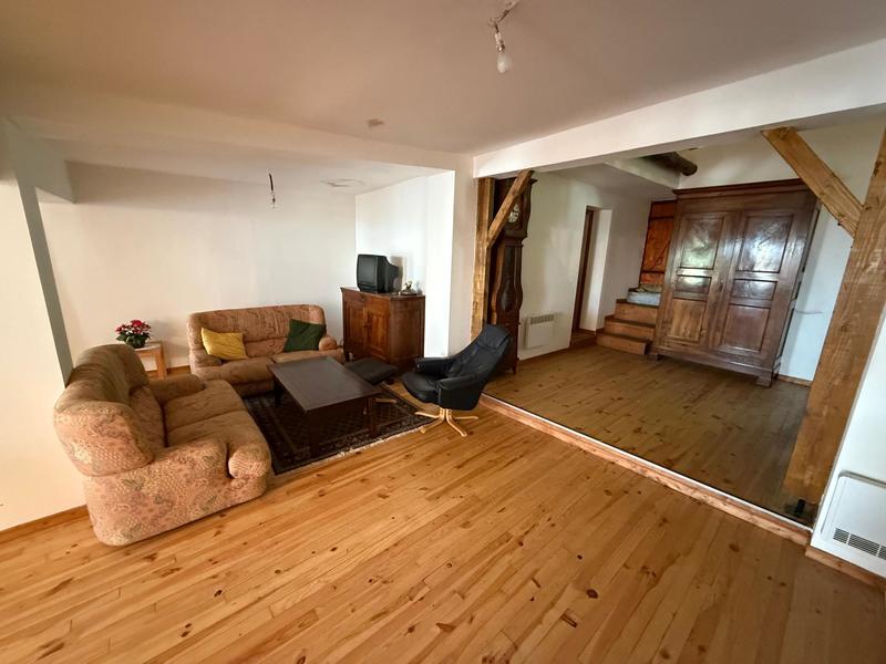 Maison - 180 m² - 6 pièces