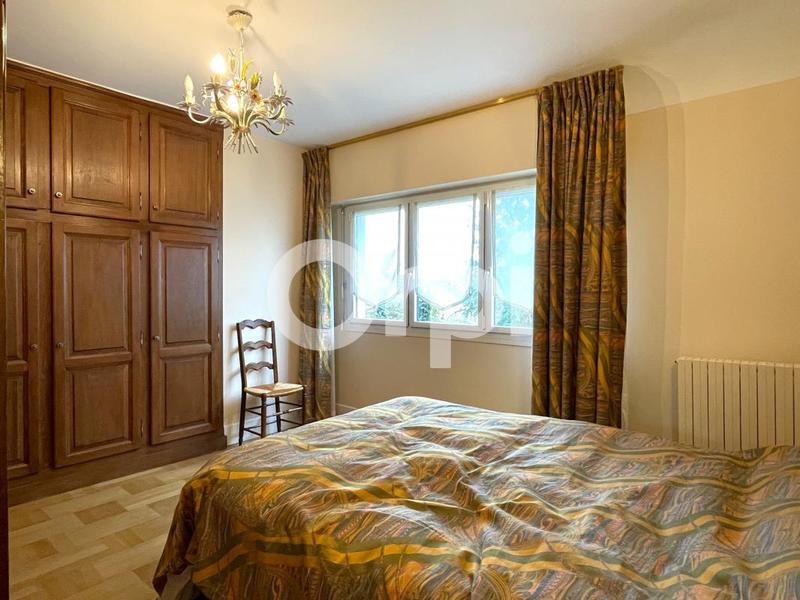 Maison - 178 m² - 6 pièces