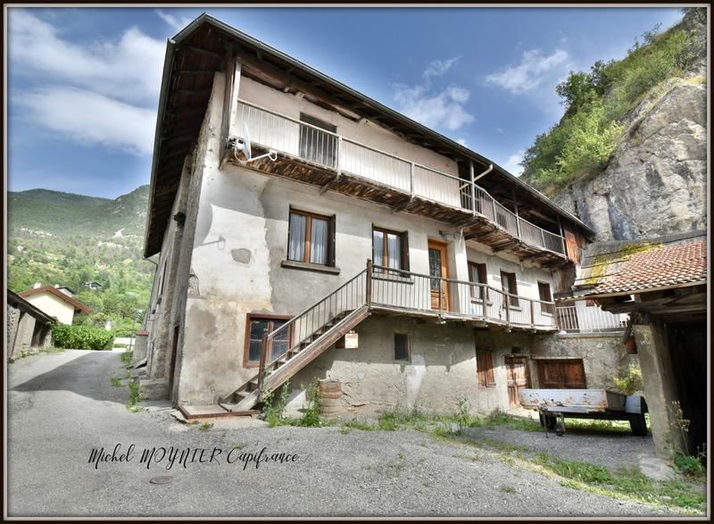 Maison - 97 m² - 5 pièces