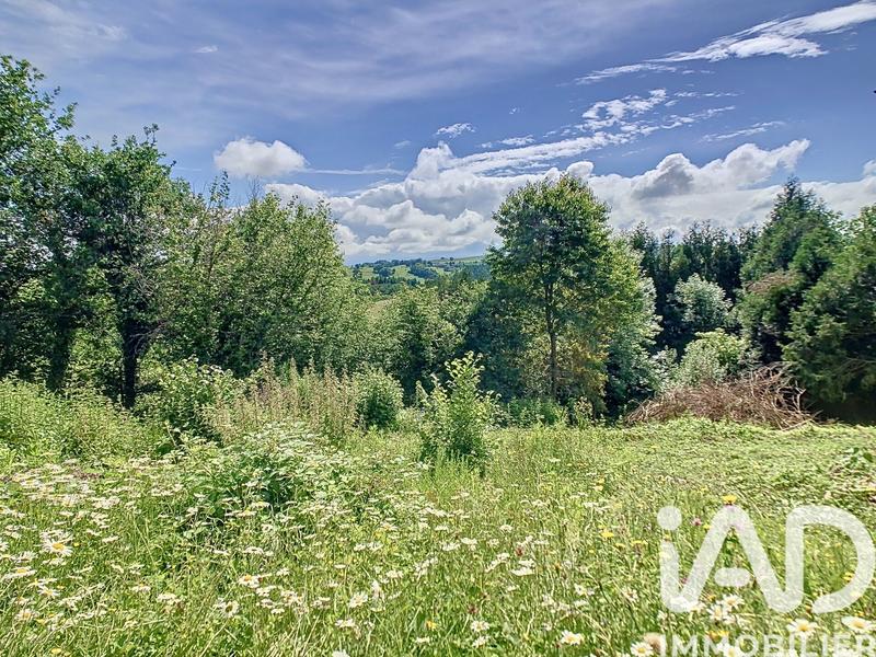 Maison de village - 200 m² - 2 pièces