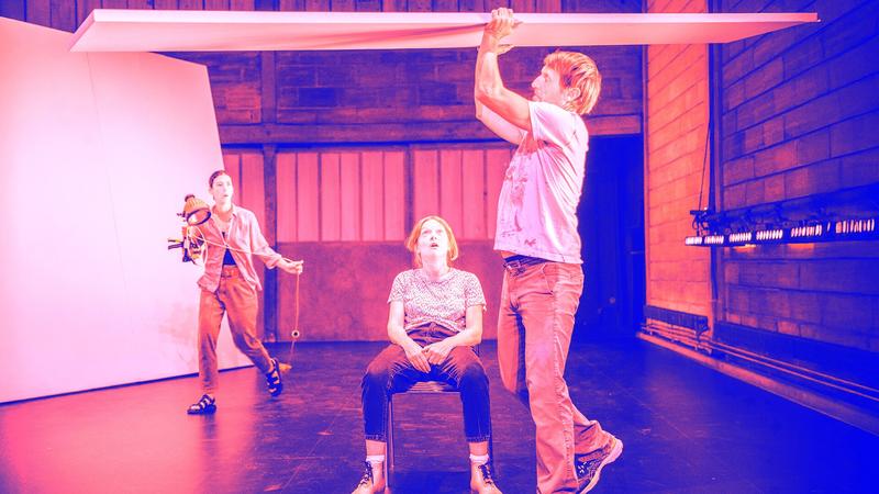 Théâtre : Dialogue avec ce qui se passe