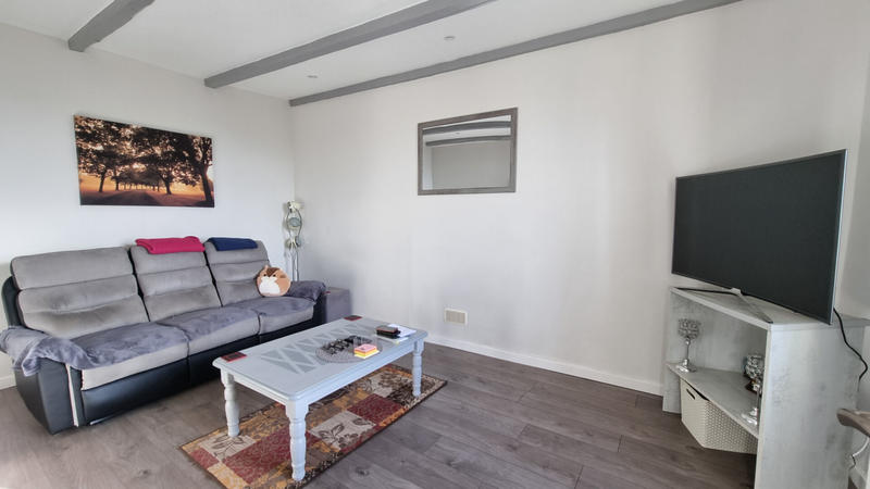 Maison - 123 m² - 9 pièces