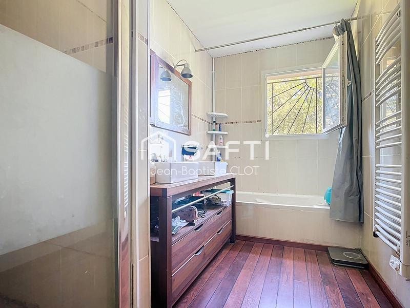 Maison - 131 m² - 6 pièces