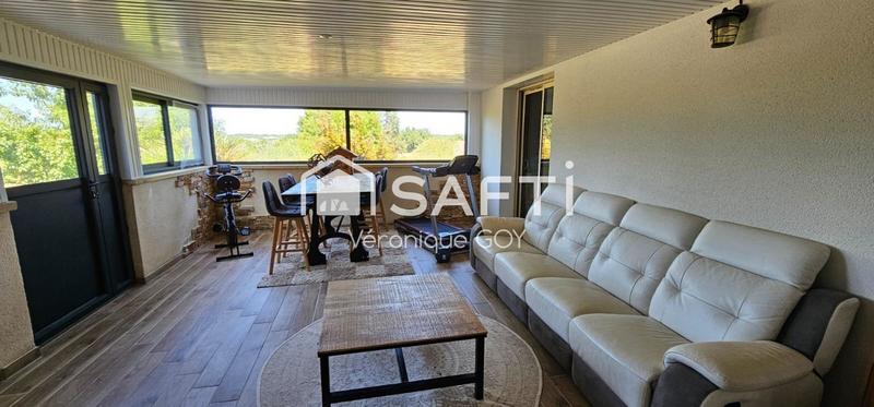 Maison - 180 m² - 7 pièces