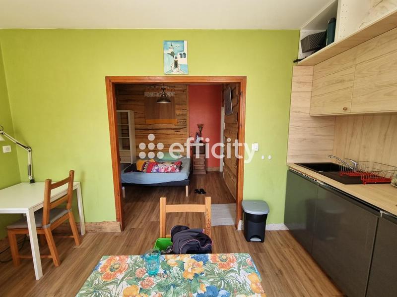 Maison - 145 m² - 10 pièces