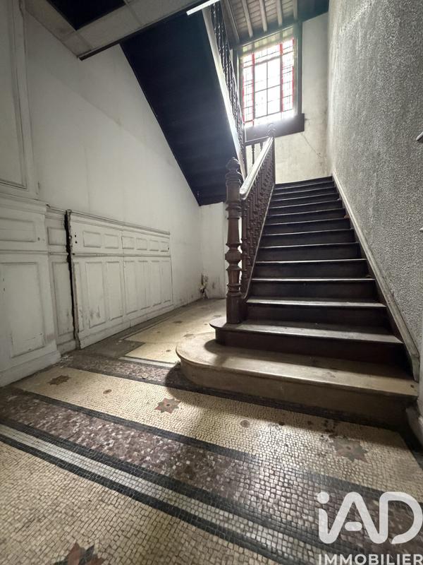 Maison - 260 m² - 15 pièces