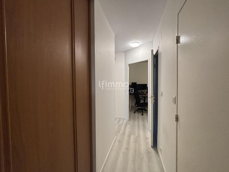 Appartement - 77 m² - 4 pièces