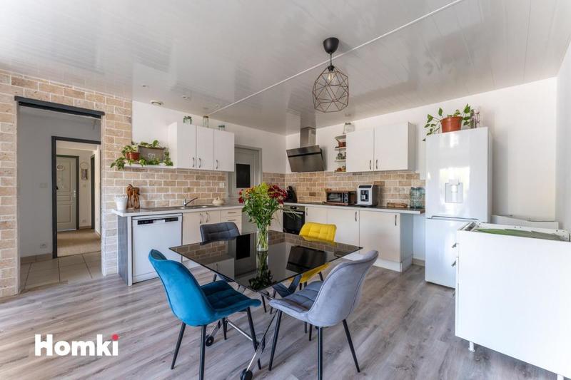 Appartement - 80 m² - 4 pièces