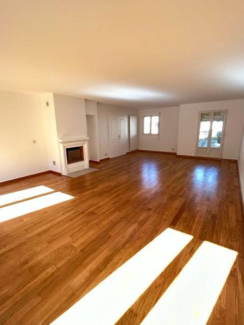 Maison - 159 m² - 6 pièces