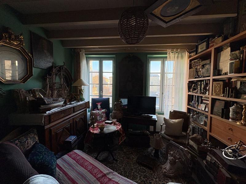 Maison - 178 m² - 8 pièces