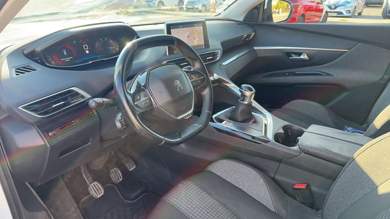 Peugeot 3008 II 1.6 BlueHDi 120 Allure