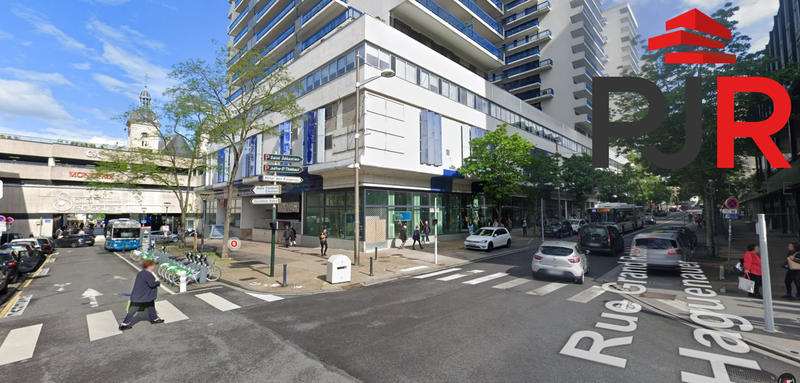 Local commercial - 2 471 m²