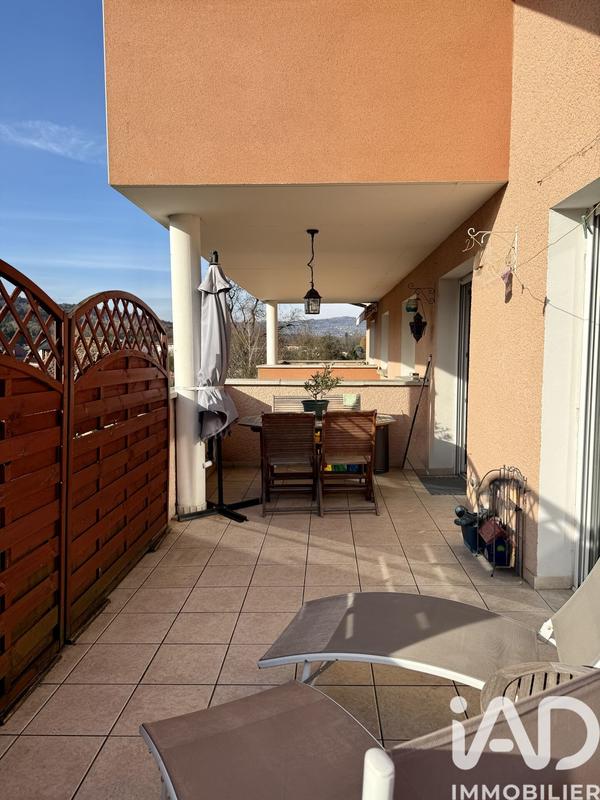 Appartement - 79 m² - 4 pièces