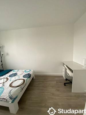 Chambre - 12 m² - 1 pièce