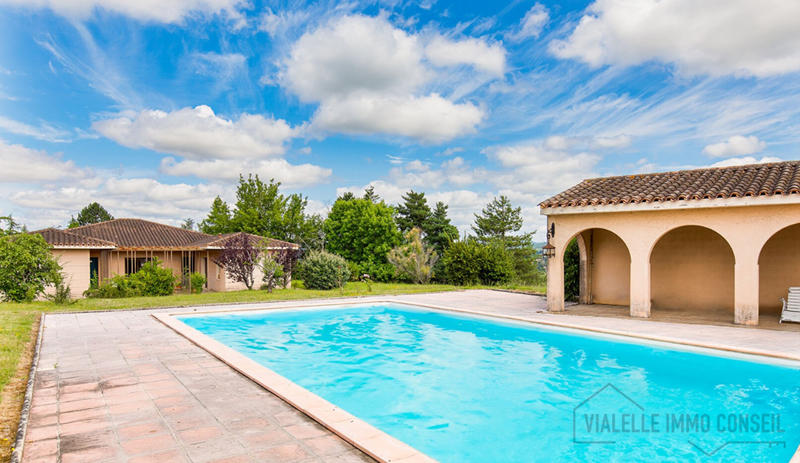 Maison d'architecte - 198 m² - 7 pièces