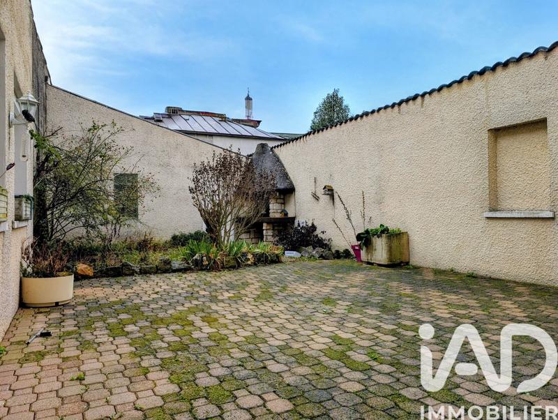 Maison de ville - 217 m² - 8 pièces