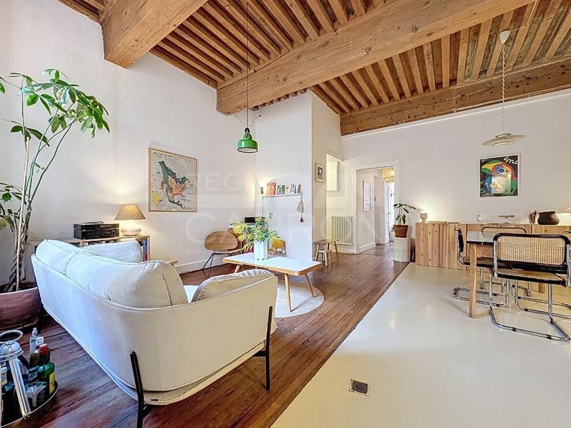 Appartement - 110 m² - 4 pièces