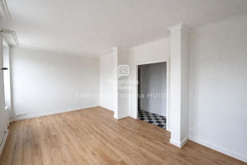 Appartement - 93 m² - 4 pièces