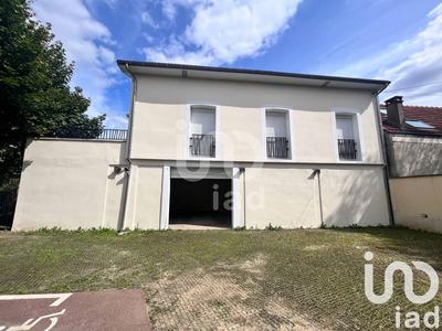 Maison - 117 m² - 6 pièces