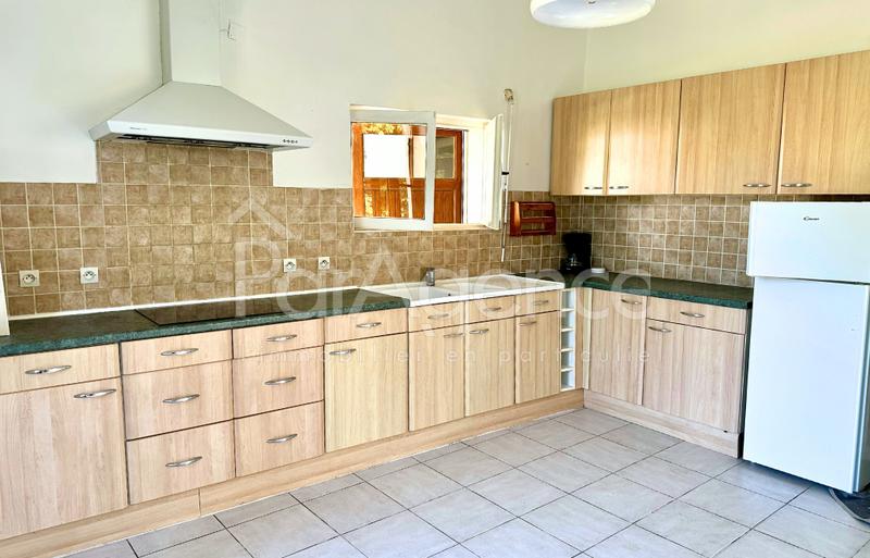 Maison - 148 m² - 6 pièces