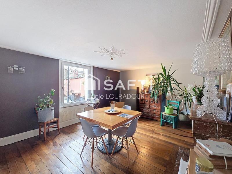 Maison de ville - 211 m² - 9 pièces