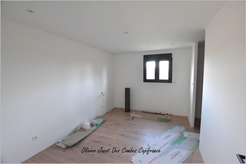 Maison - 150 m² - 4 pièces