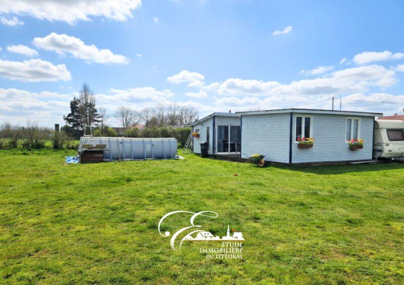 Terrain de loisirs - 1 900 m²