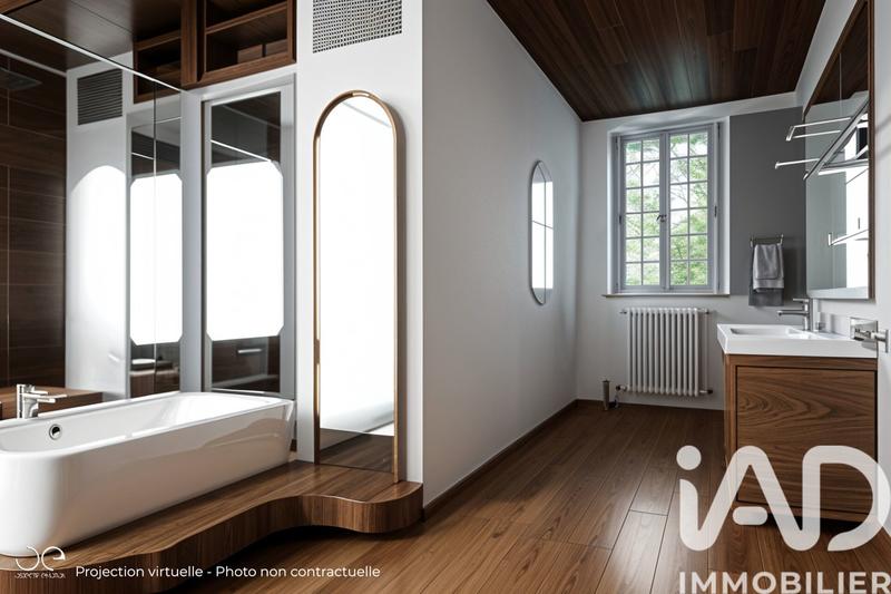 Maison - 289 m² - 10 pièces