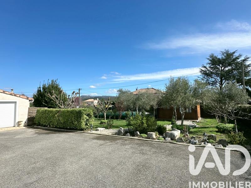 Maison - 140 m² - 7 pièces