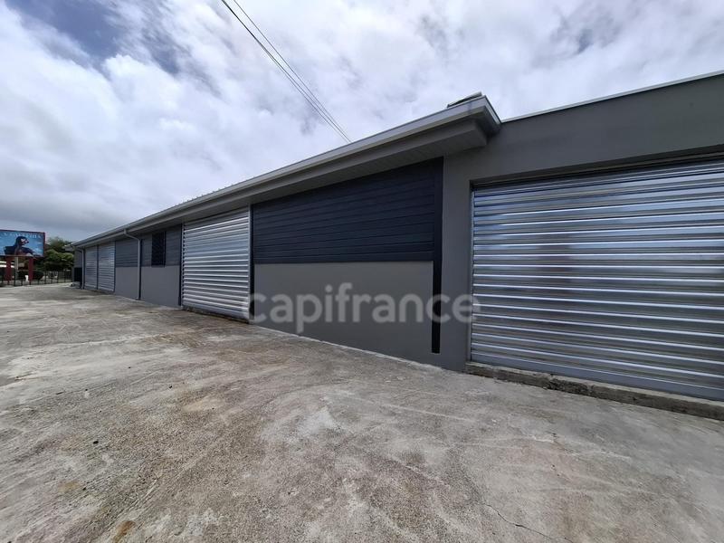 Bureau - 1 000 m² - 9 pièces