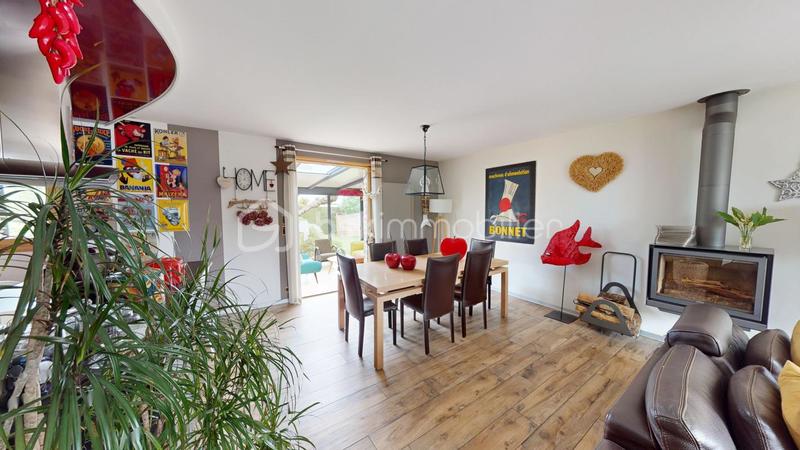 Maison - 145 m² - 6 pièces